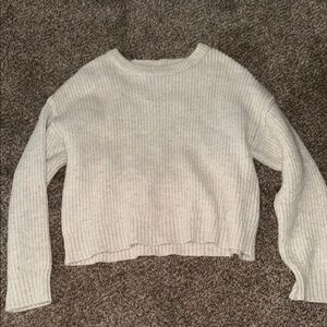 American eagle Cream cropped Sweater